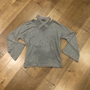 Silvergate cold shoulder sweater. Gray.  Size L